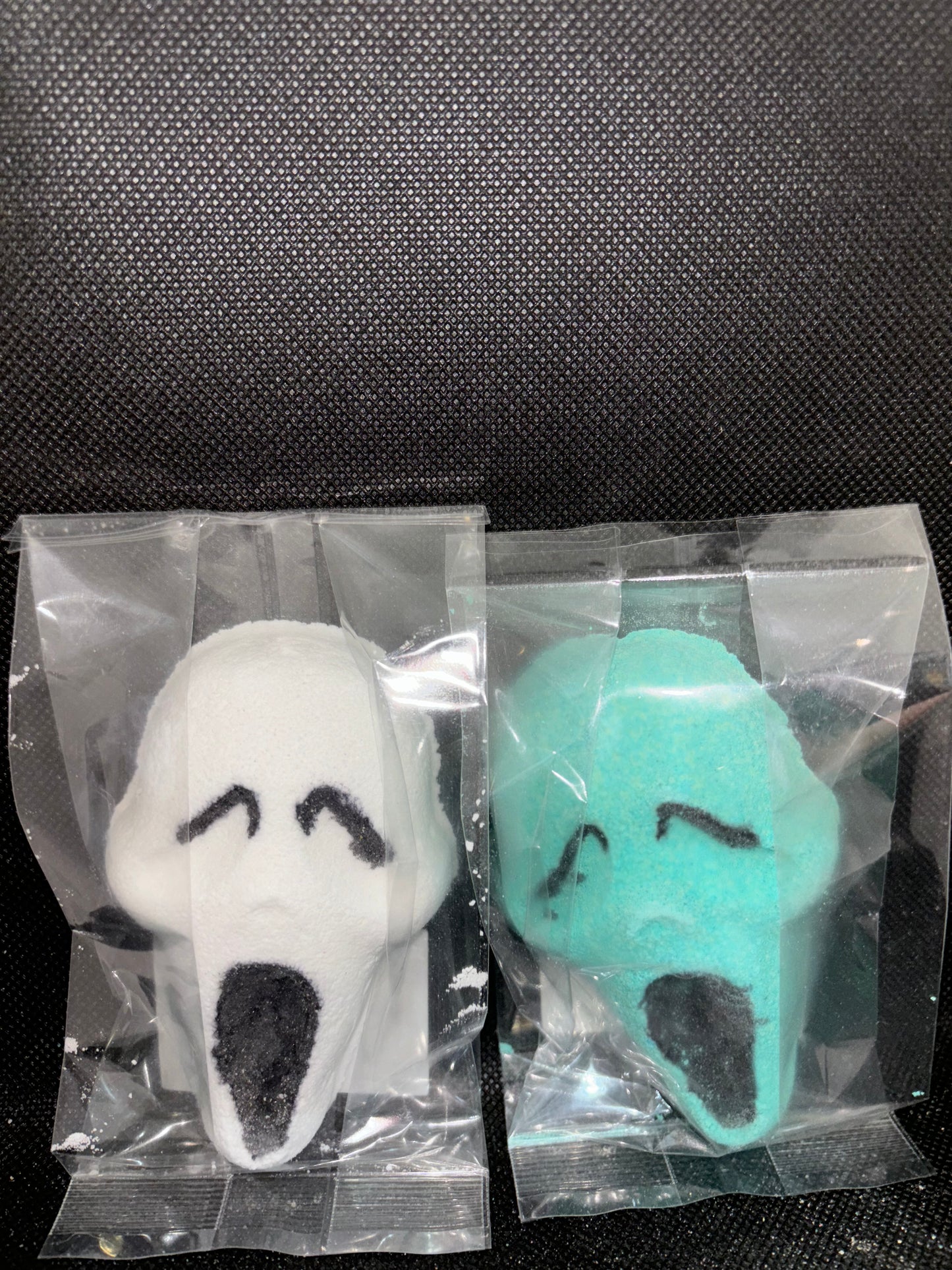 Scream Ghost Mask Halloween Bath Bomb