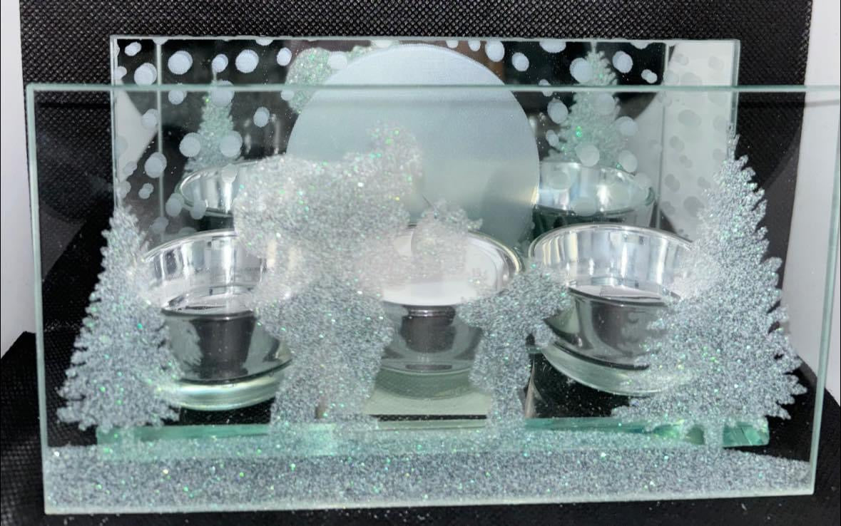 Santa & Present Christmas Tea Light Holder