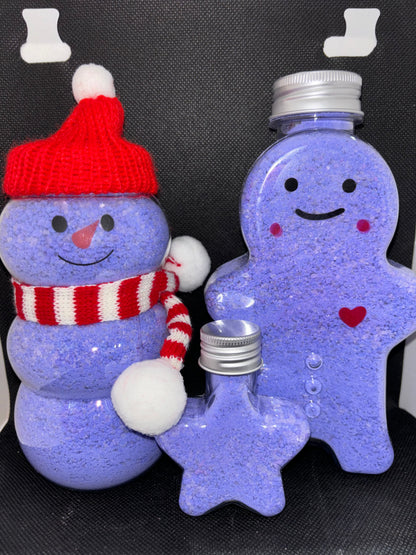 Christmas Character Foaming Bath Salt Tubs - Gingerbread Men, Snowmen, Stars.