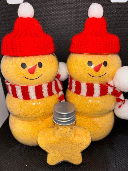Christmas Character Foaming Bath Salt Tubs - Gingerbread Men, Snowmen, Stars.