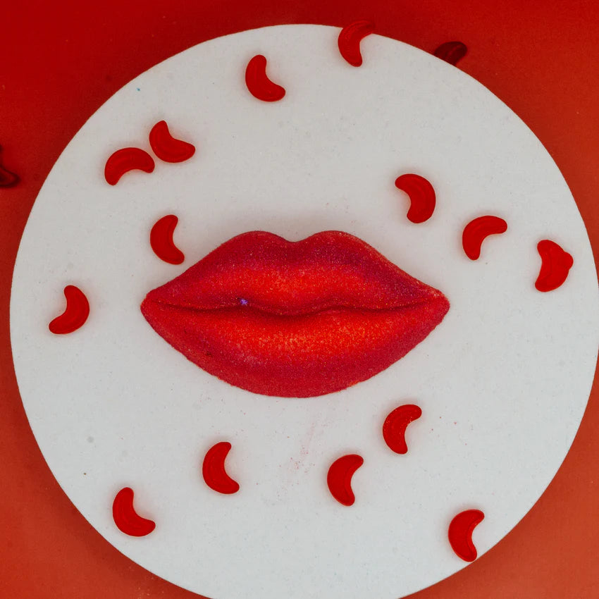 Lips Valentines Bath Bomb